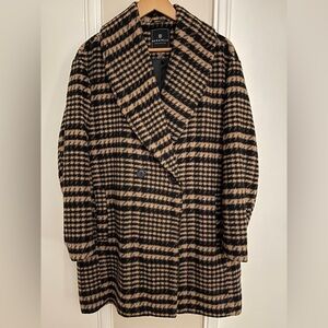 Bagatelle Black and Tan Houndstooth double breasted coat